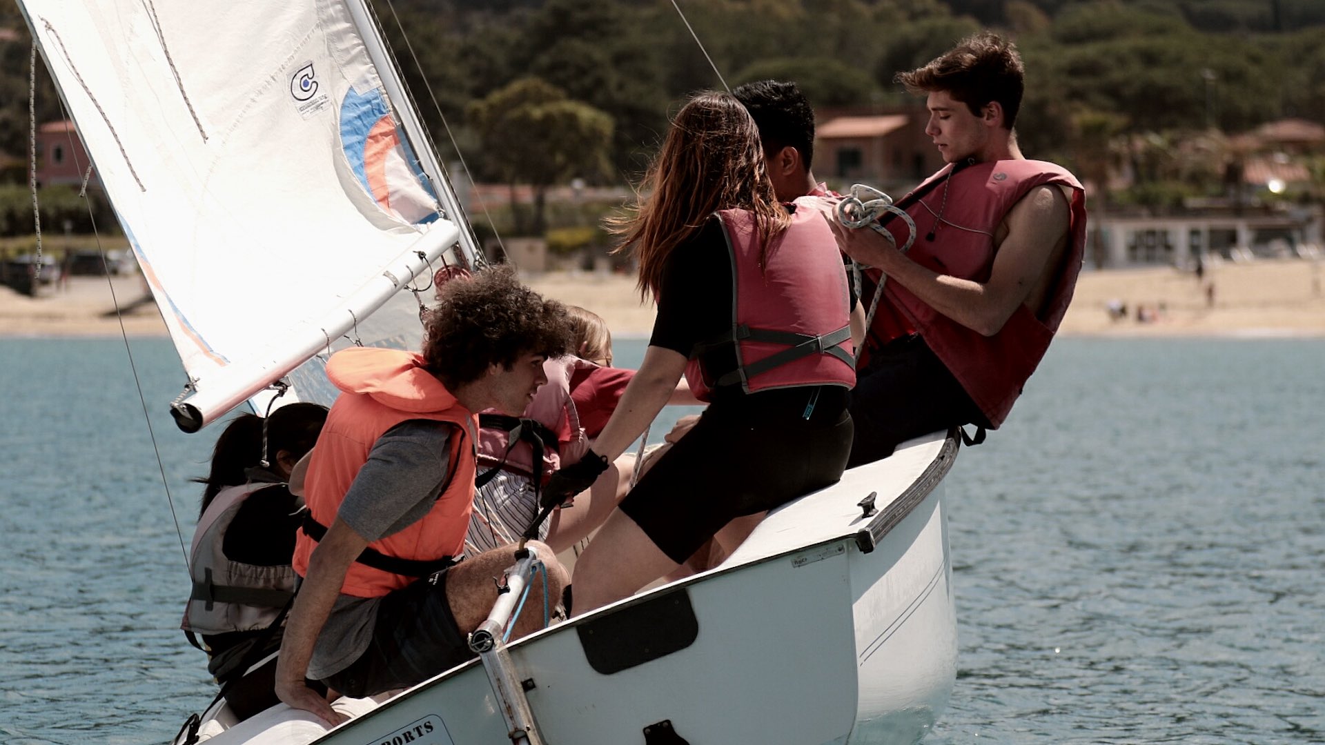 vacanze-aziendali Ragazzi in barca