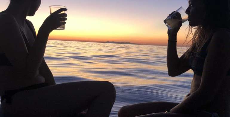 Tramonto in mare con Elba Water Sports a Procchio