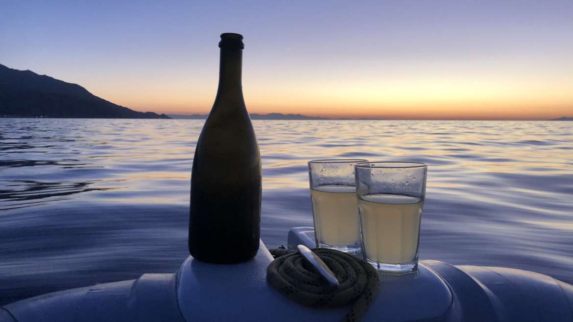 Tramonto in mare con Elba Water Sports a Procchio
